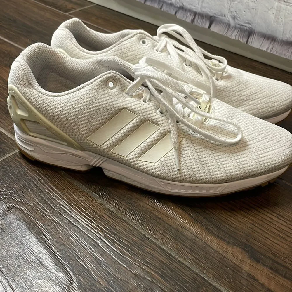 👟 Men’s White Adidas ZX Flux - Size 11 - Great Used Condition